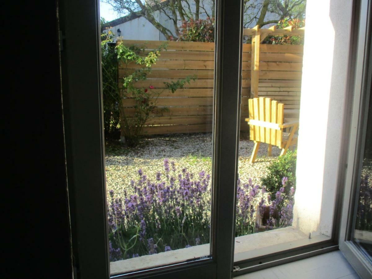 La Grange Aux Hirondelles Bed & Breakfast Sancoins Eksteriør bilde