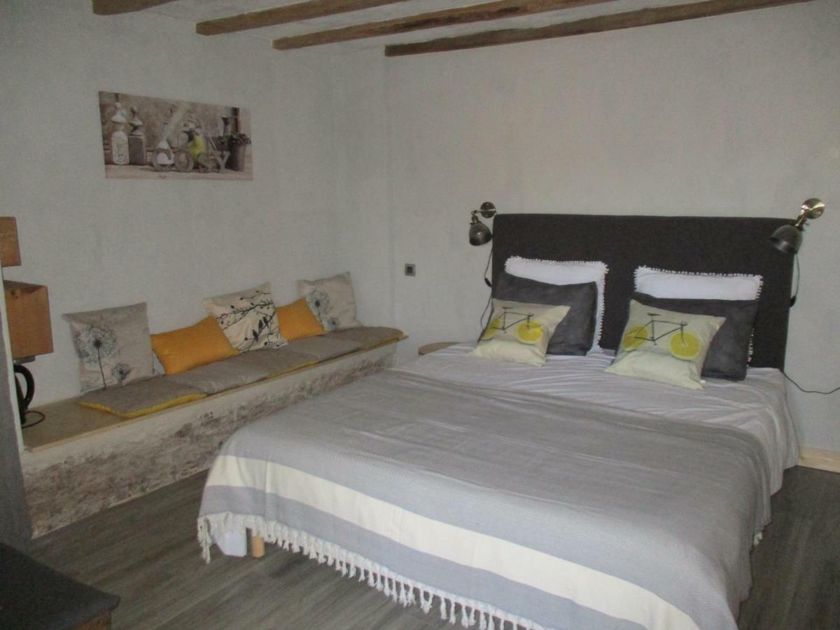 La Grange Aux Hirondelles Bed & Breakfast Sancoins Eksteriør bilde