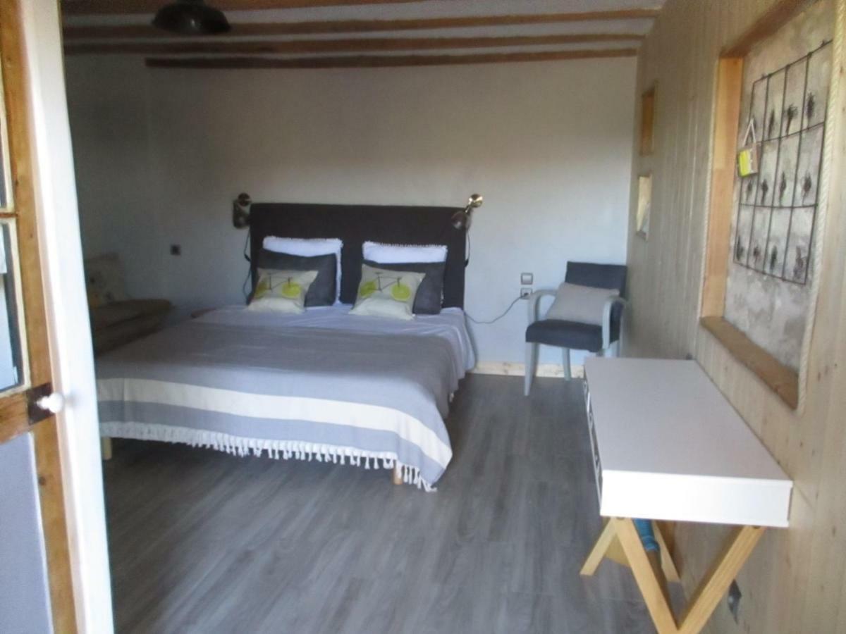 La Grange Aux Hirondelles Bed & Breakfast Sancoins Eksteriør bilde